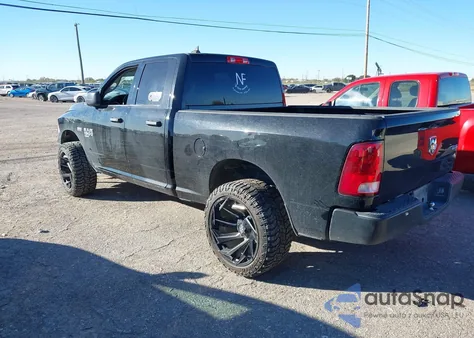 2024 Ram 1500 Classic Tradesman 4X4 6'4 Box z USA, uszkodzony, nr VIN 1C6RR7FT4RS160494